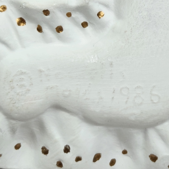 Vintage Painted Ceramic Bisque To and From Christmas Tag Tree Ornament - Picture 9 of 11